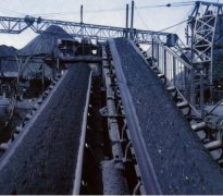 皮帶機(jī)跑偏對生產(chǎn)的影響